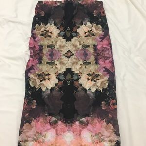 Over the knee body-con Skirt